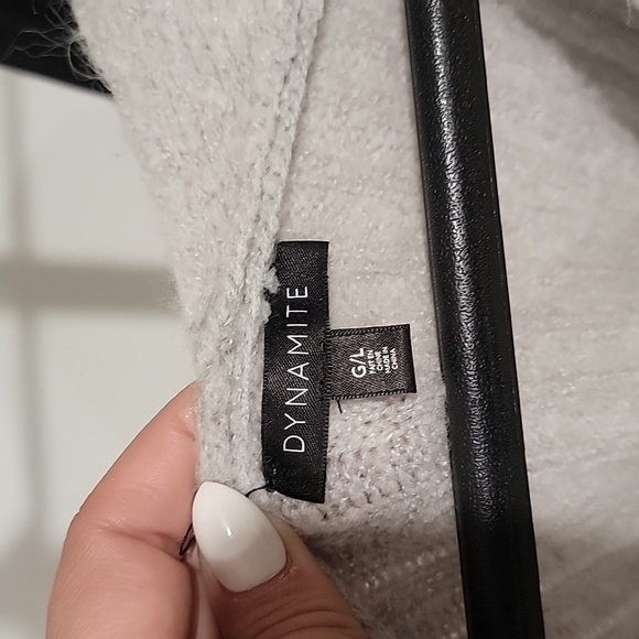 Knit sweater - Picture 2 of 4